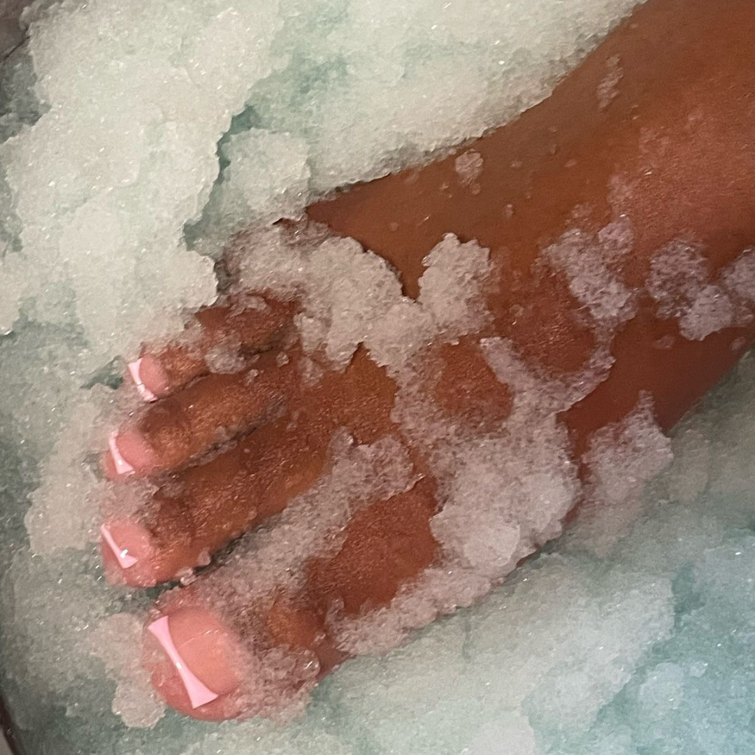 Jelly Pedicure + Gel Karim Salon & Spa